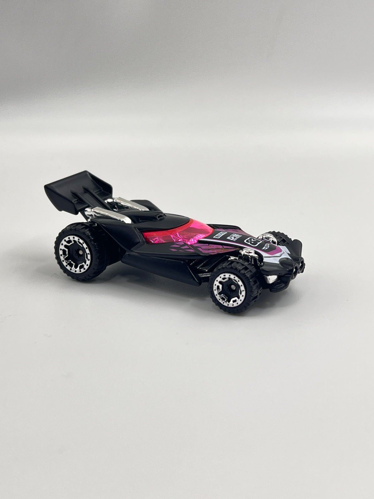 UNCARDED - BLADE RAIDER