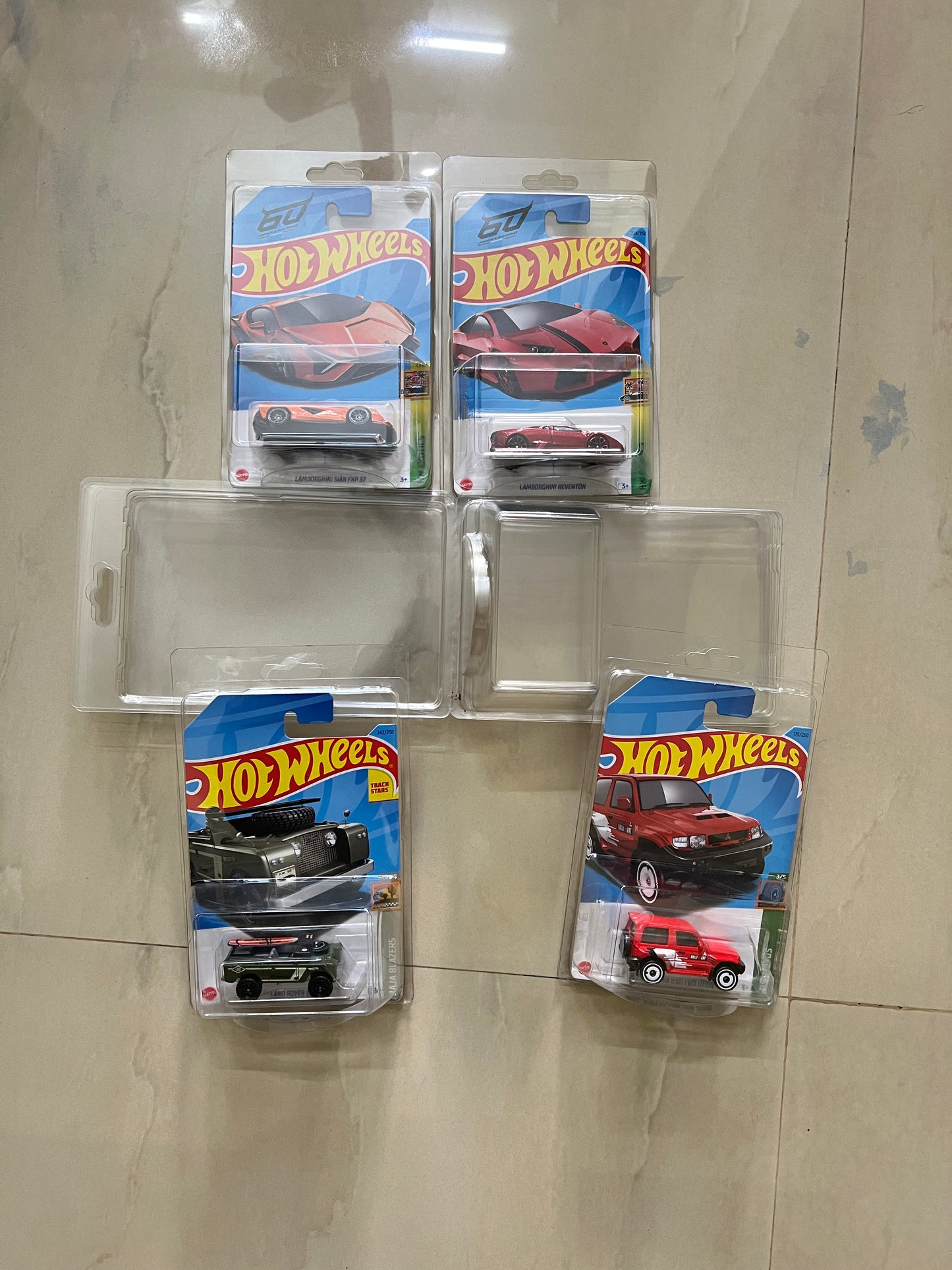 HOTWHEELS MAINLINE PROTECTOR
