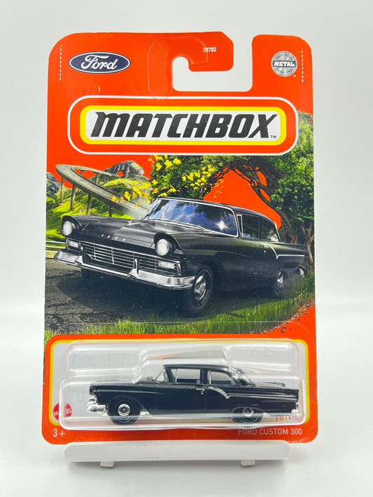 MATCHBOX - FORD CUSTOM 300 - BLACK - 1B