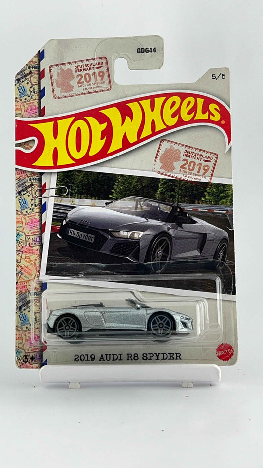 2019 AUDI R8 SPYDER - CARD ART