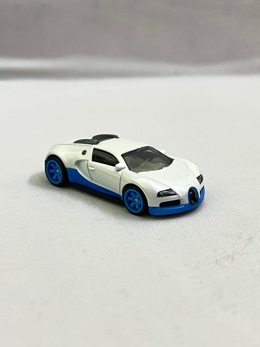 UNCARDED - PREMIUM - BUGATTI VEYRON