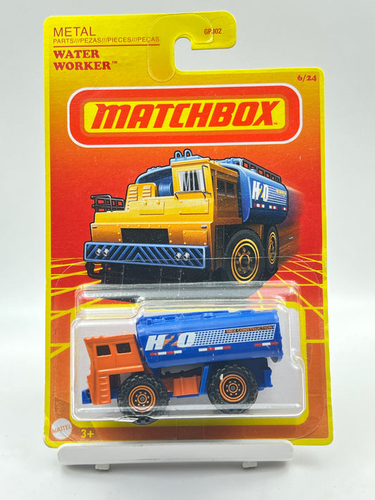 BLISTER DAMAGED - MATCHBOX - WATER WORKER - 4F