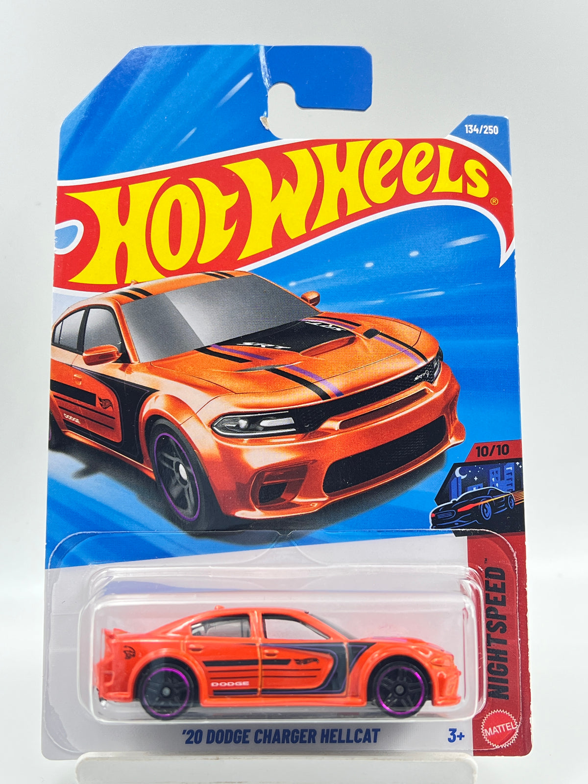 HOOK CREASE - HOT WHEELS - 20 DODGE CHARGER HELLCAT - 1A