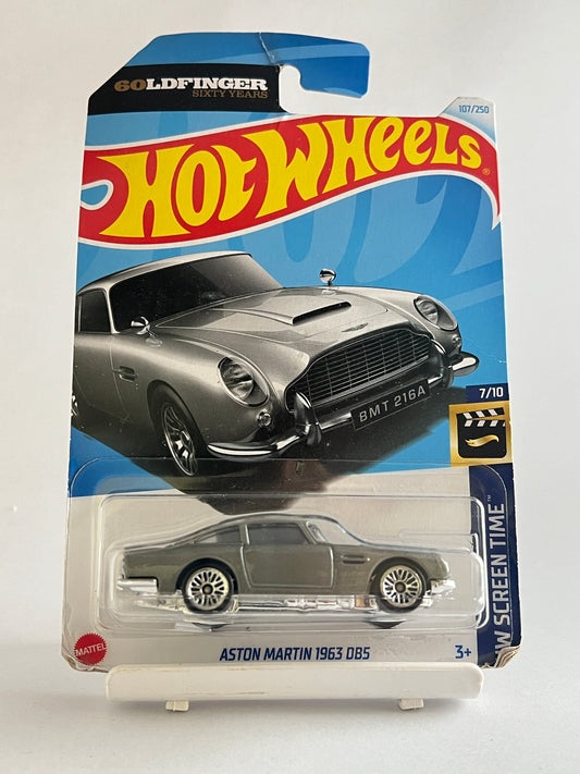 CREASED CARD - ASTON MARTIN 1963 DB5 - 4A - Its Fun- Hot wheels - matchbox - diecast