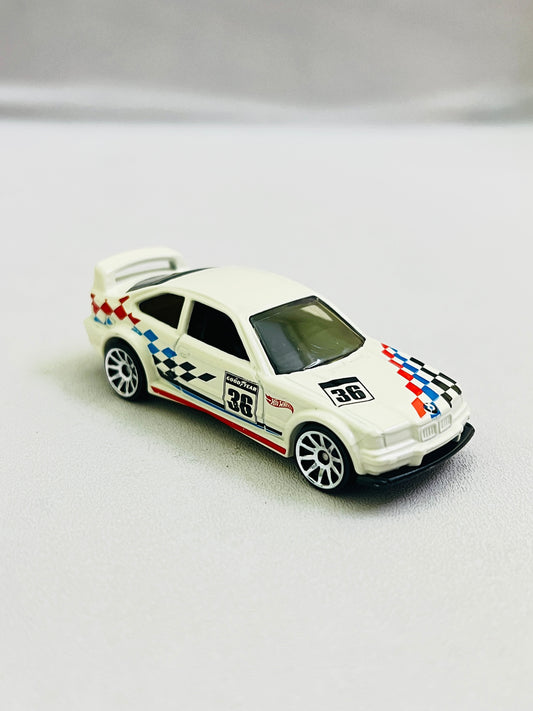 UNCARDED - BMW E36 M3 RACE -WHITE