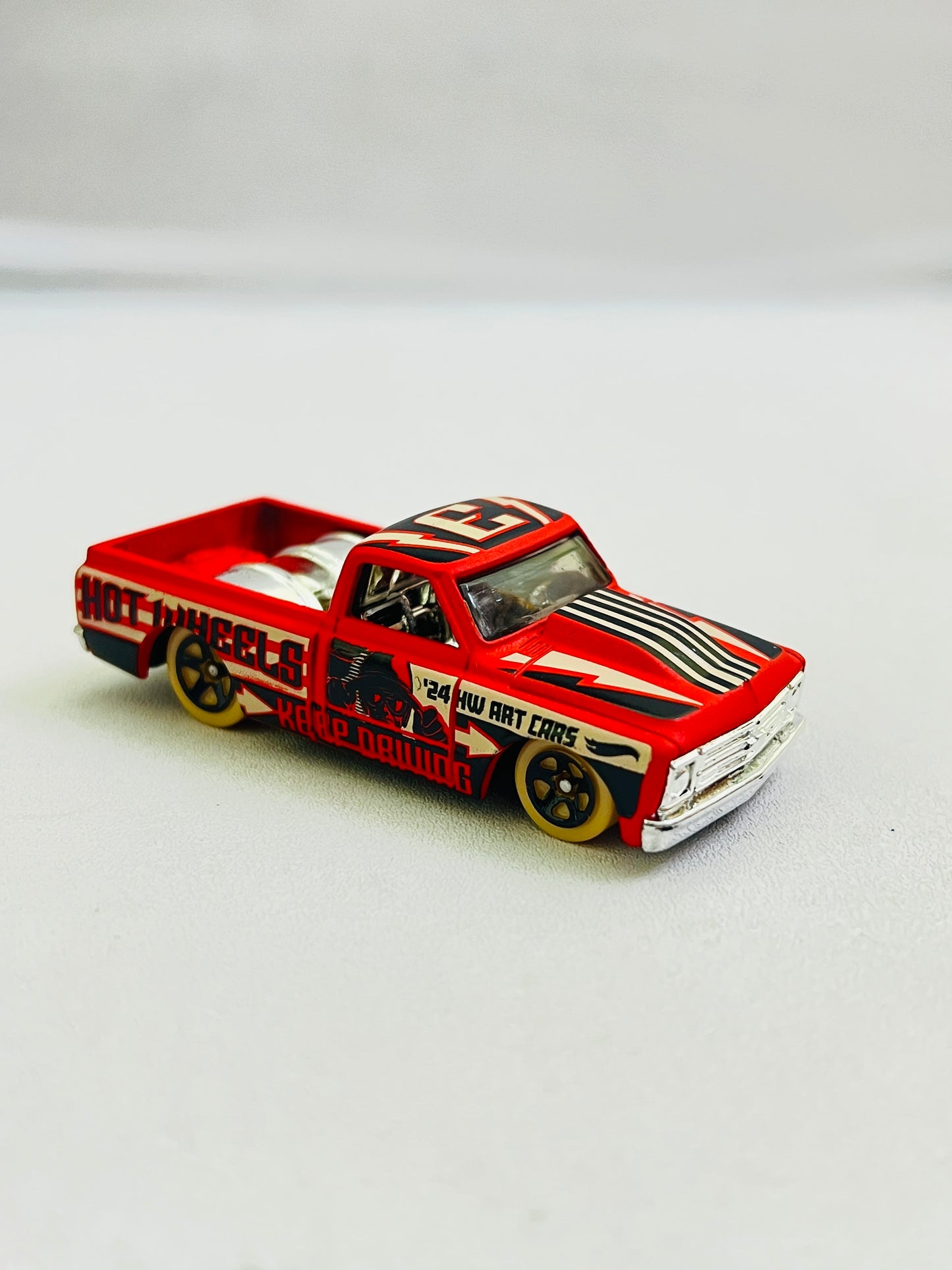 UNCARDED - CHEVY C10 - RED