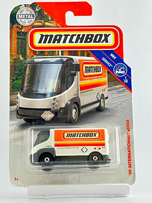 09 INTERNATIONAL eSTAR - IMPORTED - Its Fun- Hot wheels - matchbox - diecast