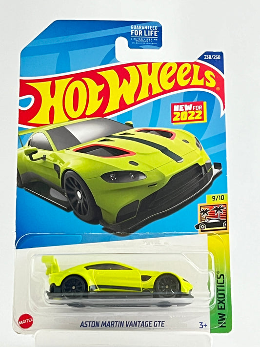 ASTON MARTIN VANTAGE GTE - GREEN- IMPORTED - Its Fun- Hot wheels - matchbox - diecast