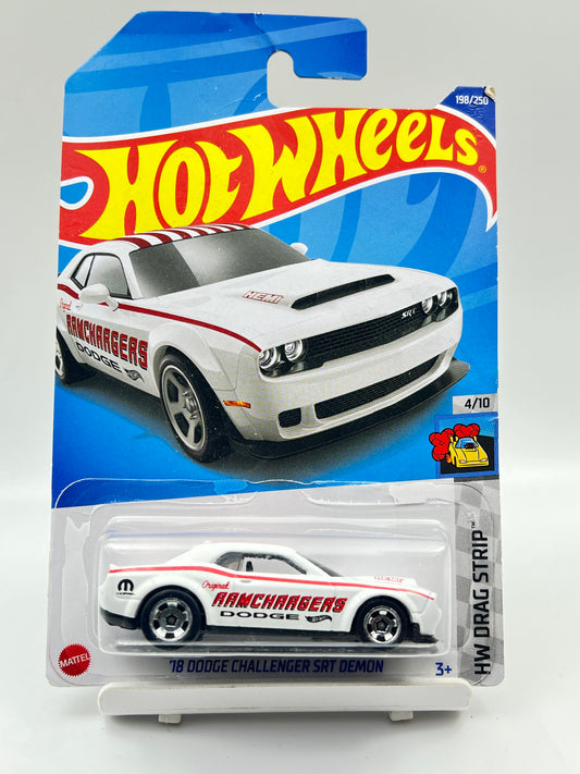 MILD BLISTER CRACK - HOT WHEELS - 18 DODGE CHALLENGER SRT DEMON - WHITE - B1