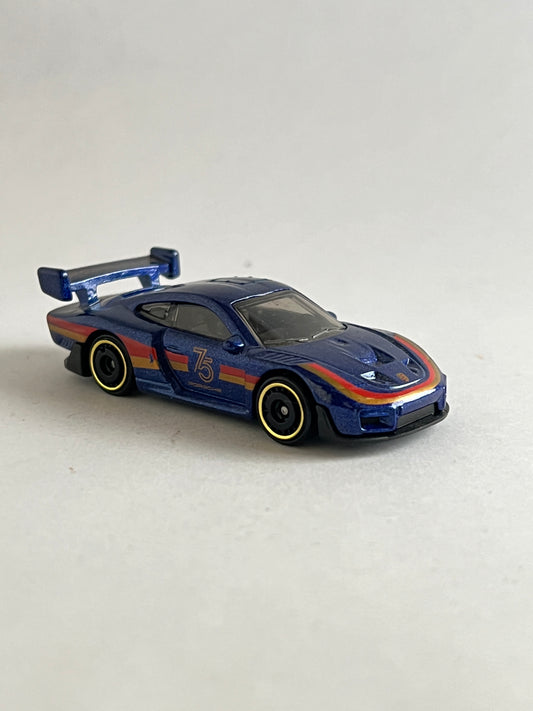UNCARDED - PORSCHE 935 - SMALL PAINT ISSUE - Its Fun- Hot wheels - matchbox - diecast