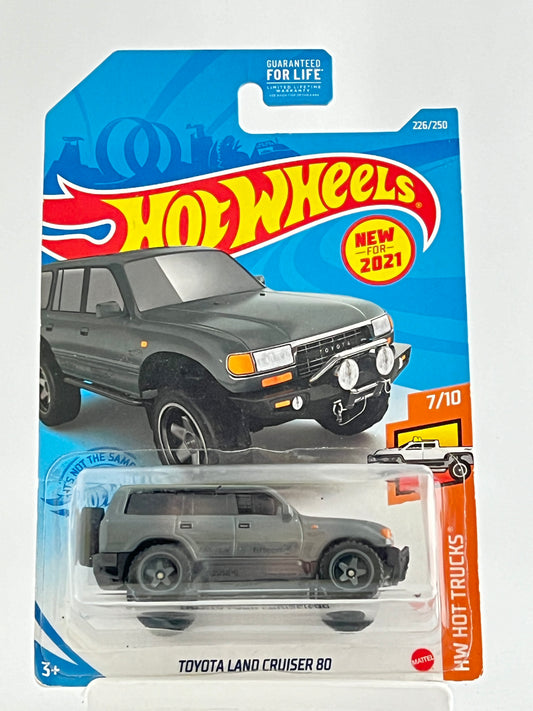 TOYOTA LAND CRUISER 80 - GREY - Its Fun- Hot wheels - matchbox - diecast