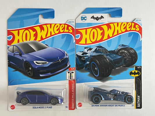 BATMAN ARKHAM KNIGHT BATMOBILE + TESLA MODEL S PLAID - 4C - Its Fun- Hot wheels - matchbox - diecast
