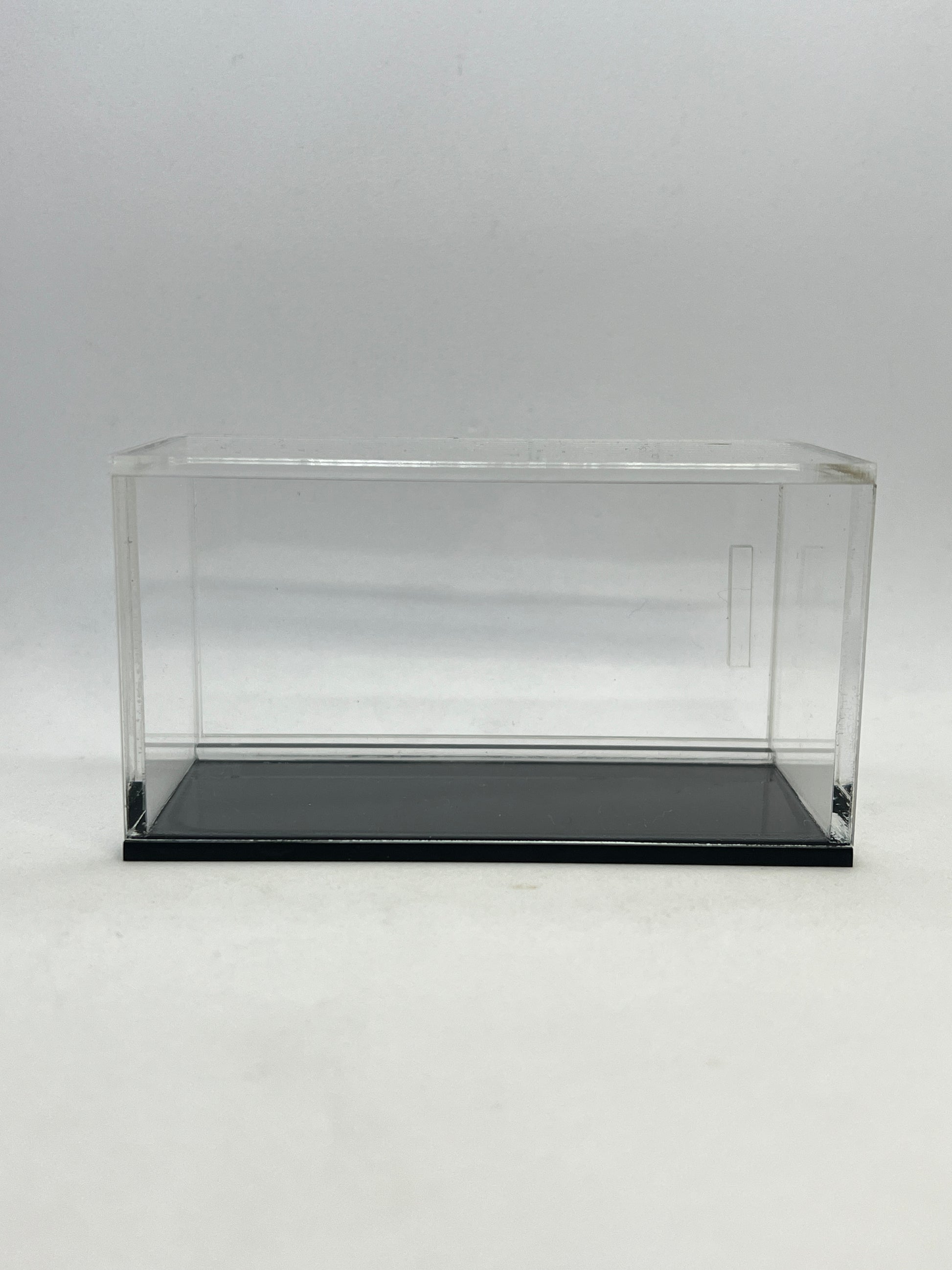 SINGLE CAR ACRYLIC CASE WITH SLIDE DOOR FOR 1:64 CARS - Its Fun- Hot wheels - matchbox - diecast