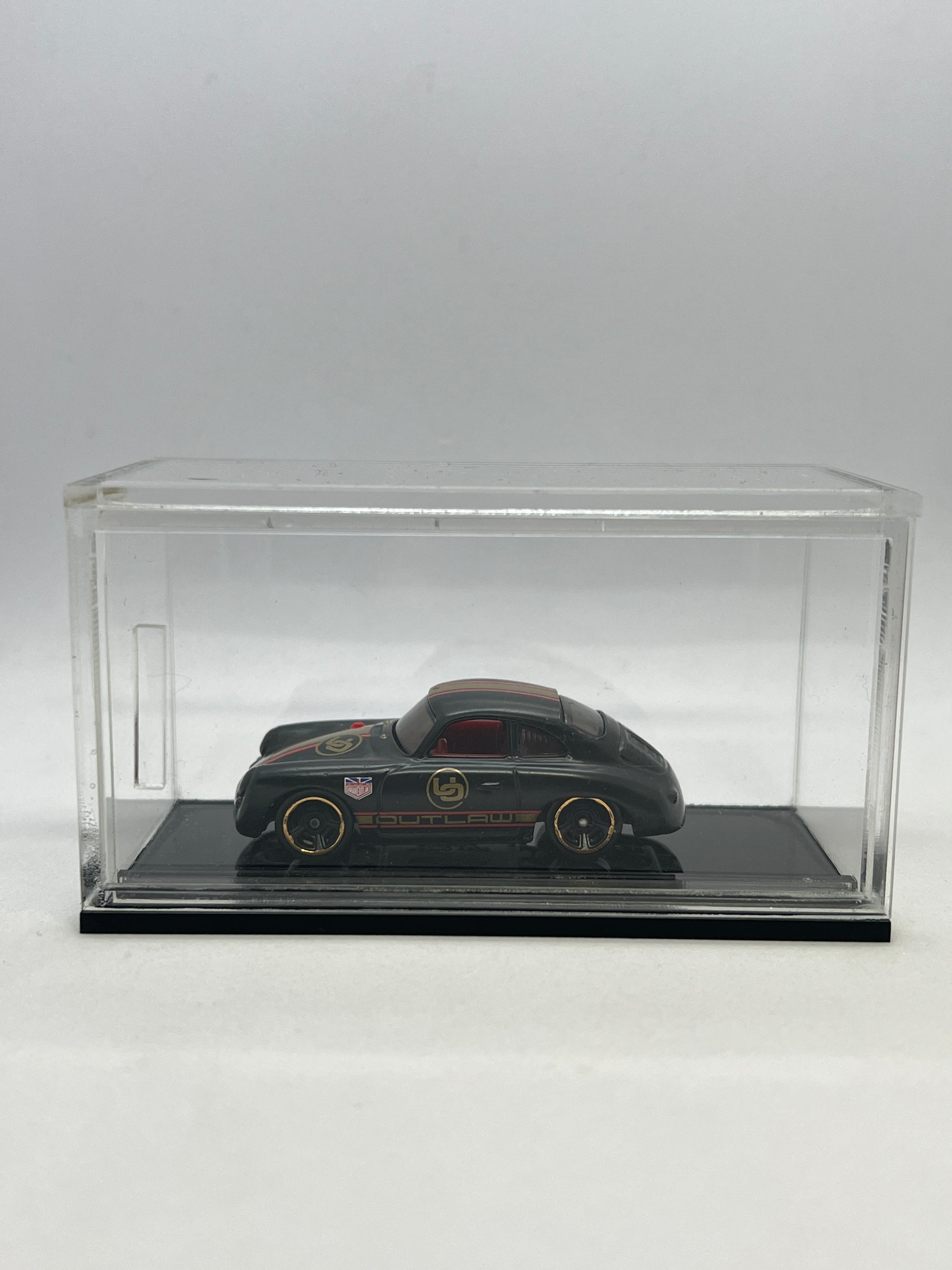 SINGLE CAR ACRYLIC CASE WITH SLIDE DOOR FOR 1:64 CARS - Its Fun- Hot wheels - matchbox - diecast