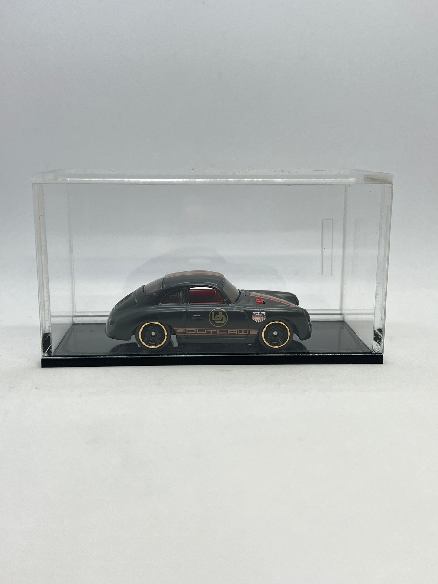 SINGLE CAR ACRYLIC CASE WITH SLIDE DOOR FOR 1:64 CARS - Its Fun- Hot wheels - matchbox - diecast