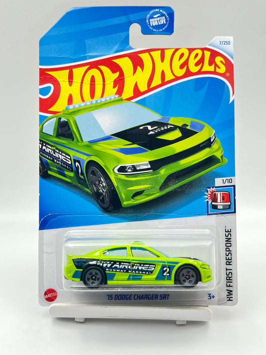 IMPORTED - HOT WHEELS -  15 DODGE CHARGER SRT - B1