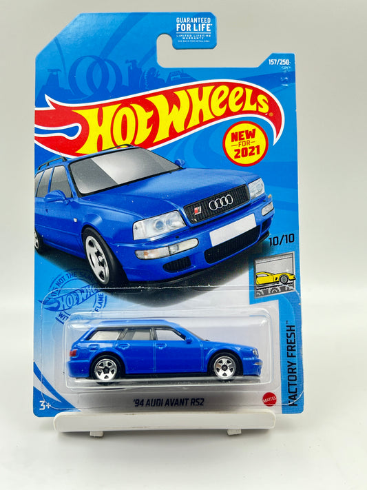 IMPORTED - HOT WHEELS -  94 AUDI AVANT RS2 - BLUE - B3