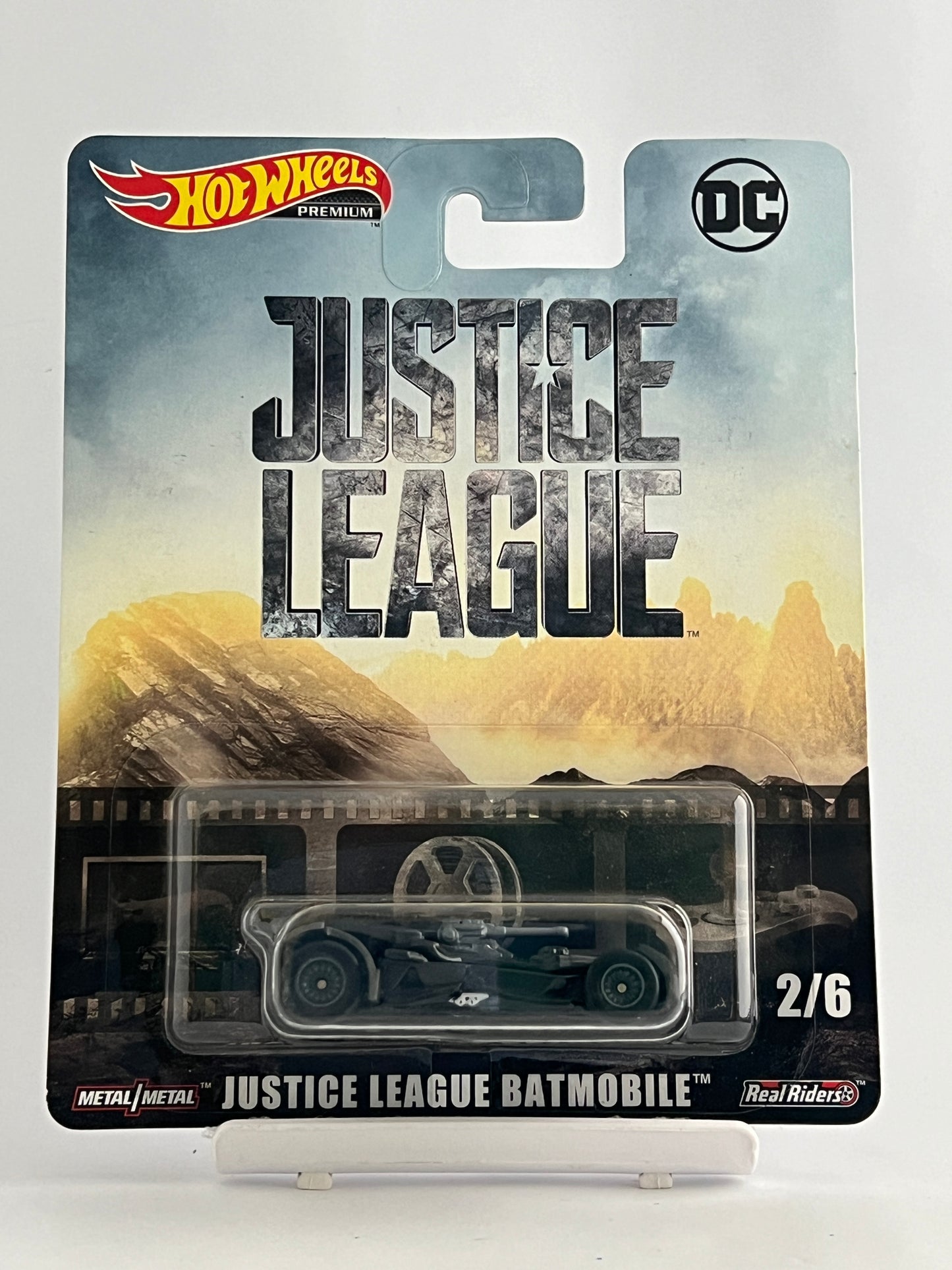 PREMIUM - JUSTICE LEAGUE BATMOBILE