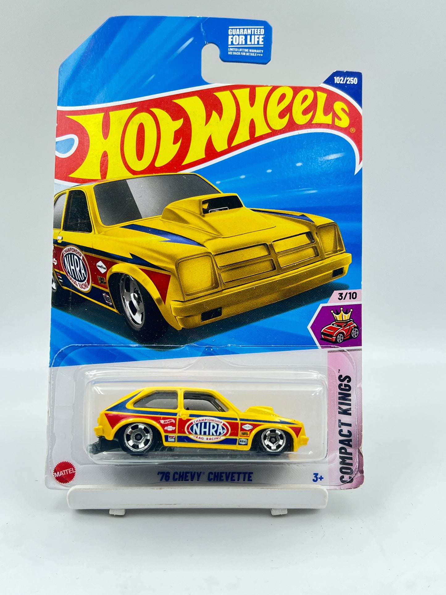 MILD CREASE - HOT WHEELS - 76 CHEVY CHEVETTE - YELLOW - 2E