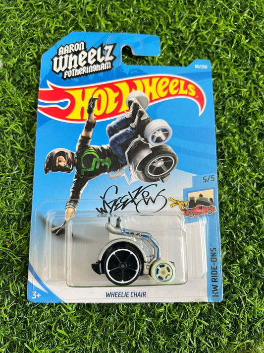 WHEELIE CHAIR - GREY - Its Fun- Hot wheels - matchbox - diecast