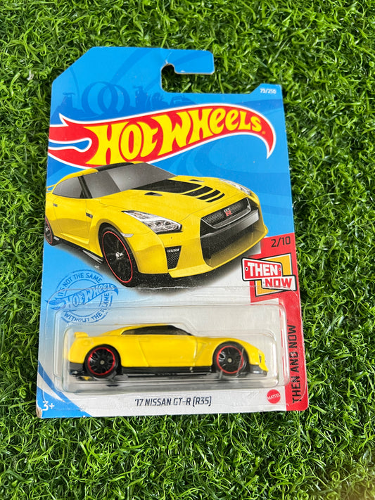17 NISSAN GT-R (R35) - YELLOW - Its Fun- Hot wheels - matchbox - diecast