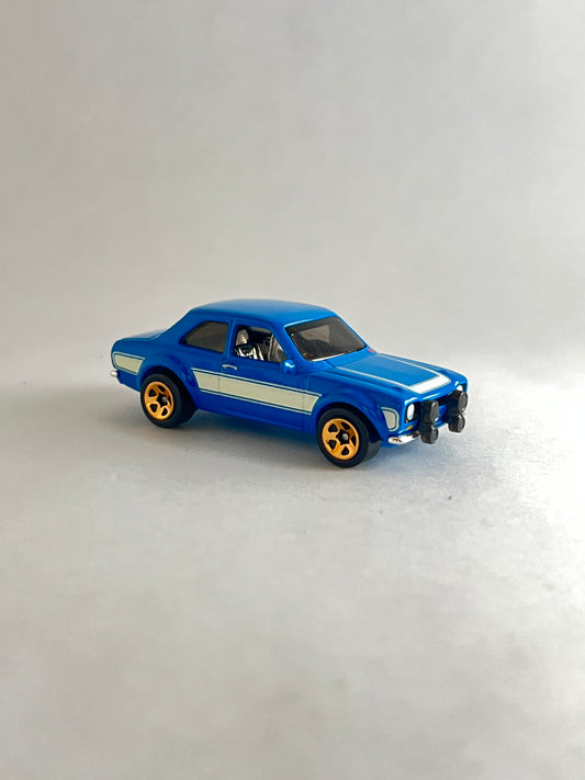 UNCARDED - 70 FORD ESCORT - Its Fun- Hot wheels - matchbox - diecast