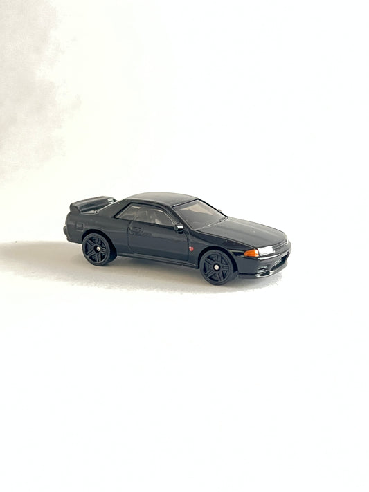 UNCARDED - NISSAN SKYLINE GT R-32 - Its Fun- Hot wheels - matchbox - diecast