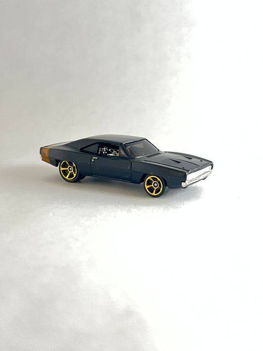 UNCARDED - 68 DODGE CHARGER - Its Fun- Hot wheels - matchbox - diecast