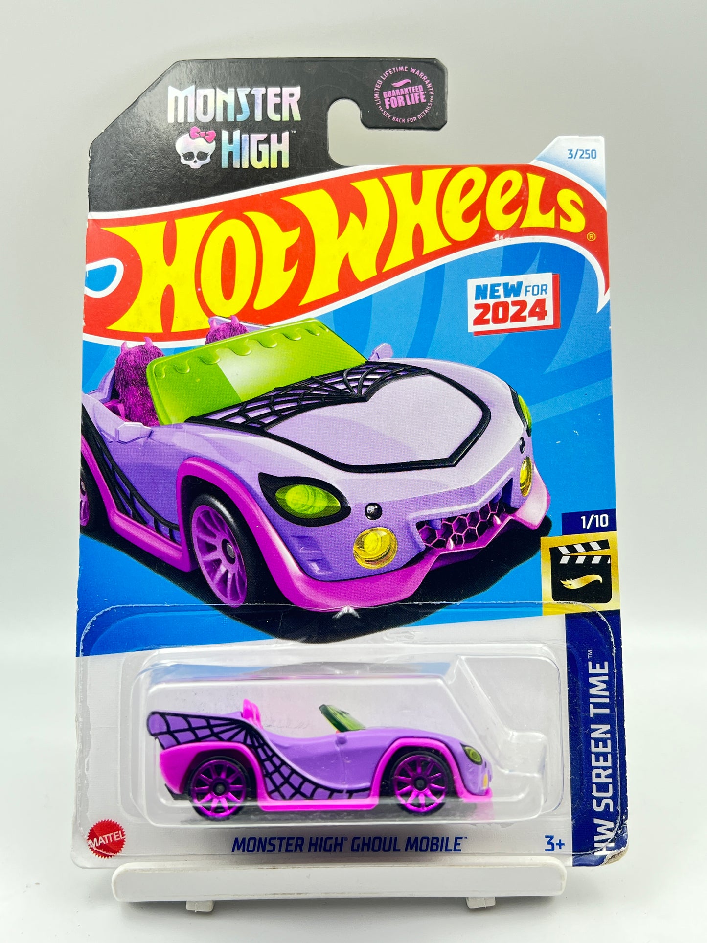 CREASED - HOT WHEELS - MONSTER HIGH GHOUL MOBILE - 3A