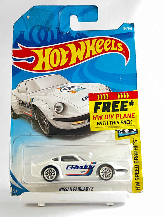 NISSAN FAIRLADY Z WITH FREE DIY PLANE ATTACHED AT BACK -CARD AS IN PICTURE- 3D - Its Fun- Hot wheels - matchbox - diecast