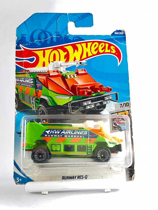 RUNWAY RES-Q -CARD AS IN PICTURE- 3D - Its Fun- Hot wheels - matchbox - diecast