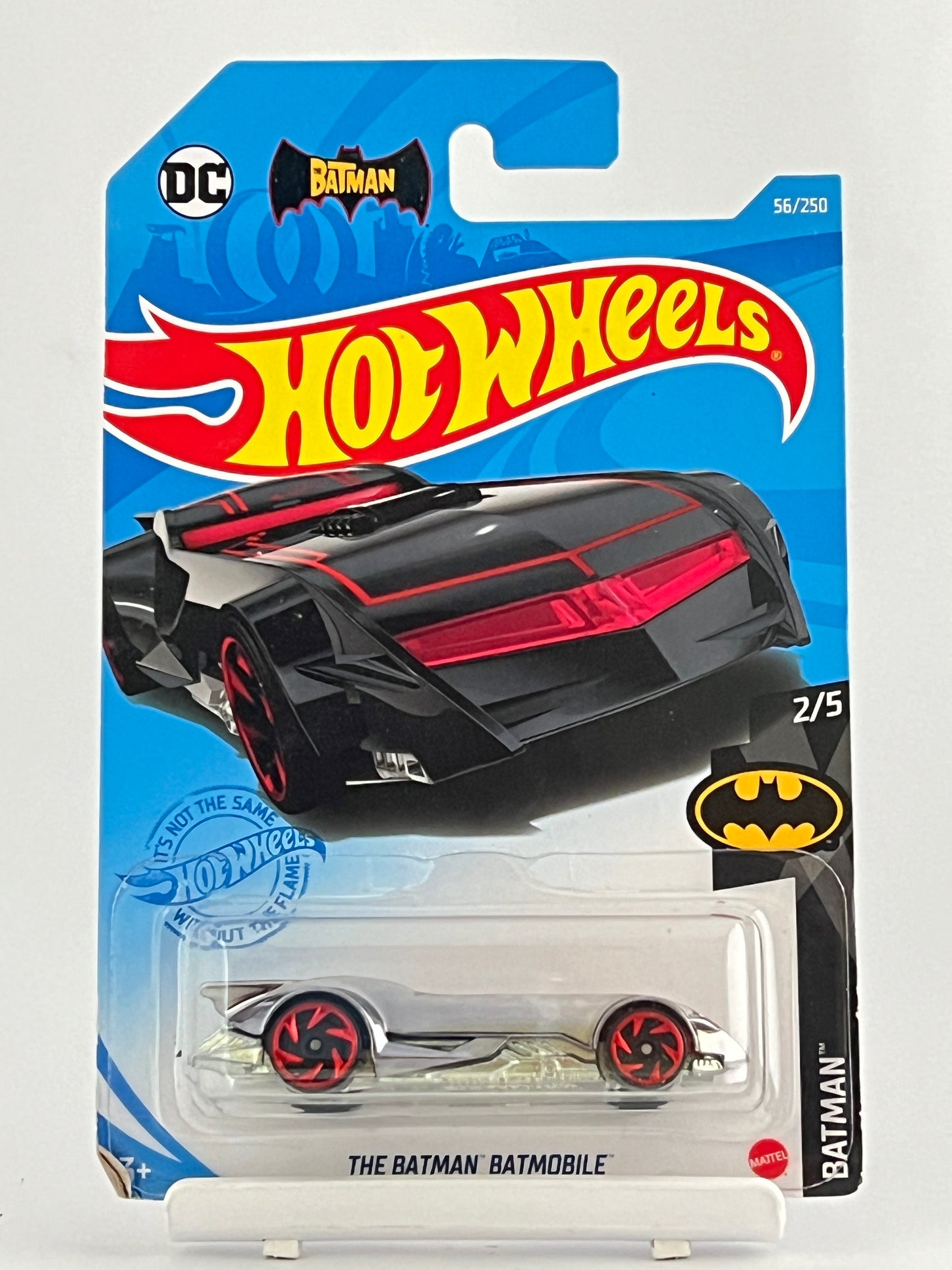 THE BATMAN BATMOBILE - SILVER AND RED