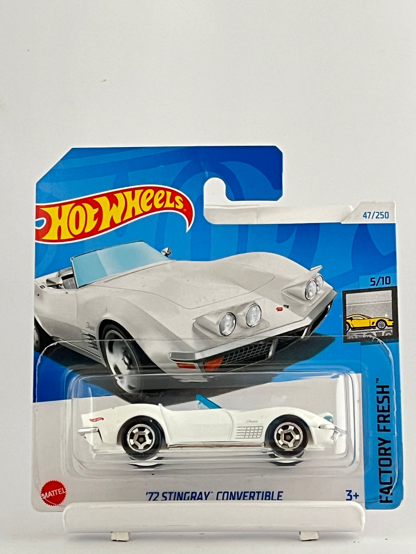 72 STINGRAY CONVERTIBLE - IMPORTED SHORT CARD