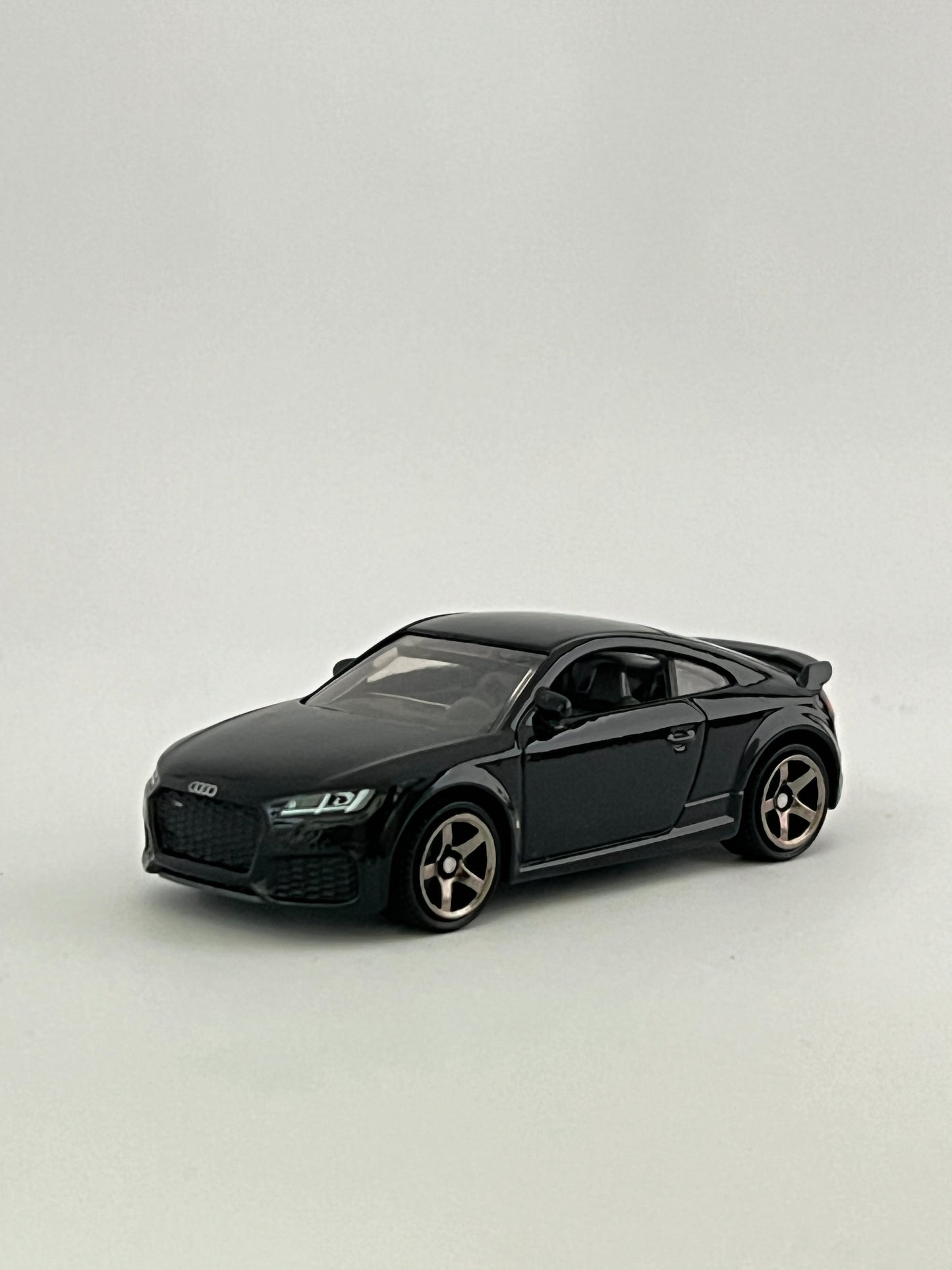 UNCARDED - MATCHBOX - 19 AUDI TT RS