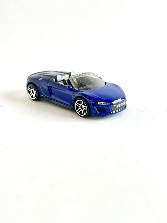 UNCARDED - 2019 AUDI R8 SPYDER - NEW - Its Fun- Hot wheels - matchbox - diecast