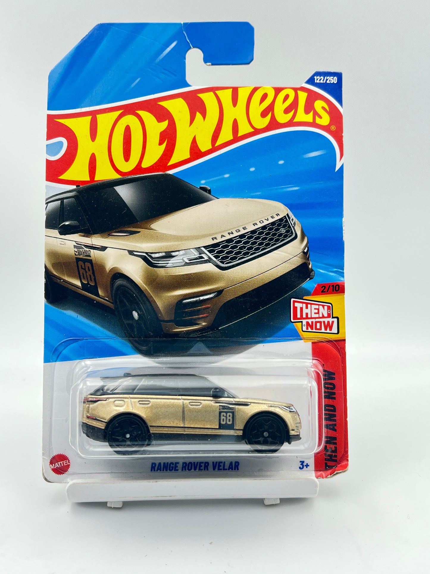 MILD CREASE / SOFT CORNERS - IMPORTED - HOT WHEELS -  RANGE ROVER VELAR - B1