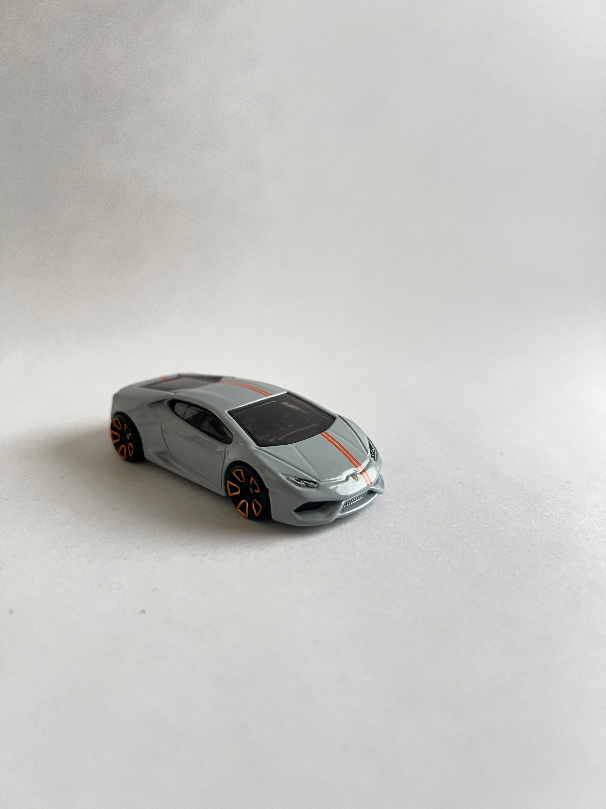 UNCARDED - HOT WHEELS - LAMBORGHINI HURACAN LP 610-4 - Its Fun- Hot wheels - matchbox - diecast