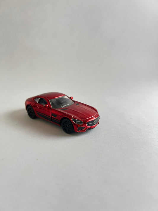 UNCARDED MAJORETTE MERCEDES AMG GT - RED OPEANABLE DOOR (1 OR 2 MINOR SCRATCH) - Its Fun- Hot wheels - matchbox - diecast