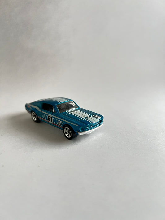 UNCARDED - HW - 1967 FORD MUSTANG CUSTOM - Its Fun- Hot wheels - matchbox - diecast