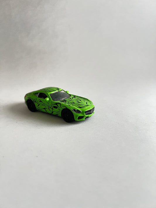 UNCARDED MAJORETTE MERCEDES AMG GT - GREEN OPEANABLE DOOR - Its Fun- Hot wheels - matchbox - diecast