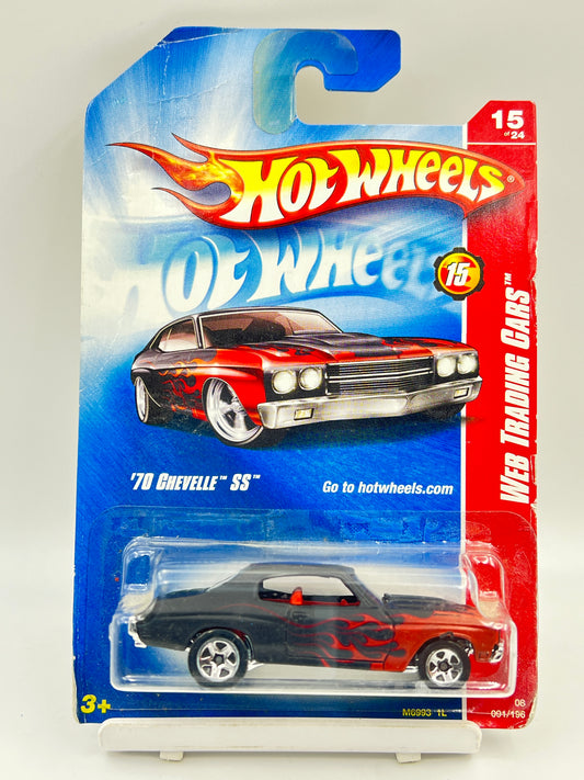 CREASED - HOT WHEELS - 70 CHEVELLE SS - 4E