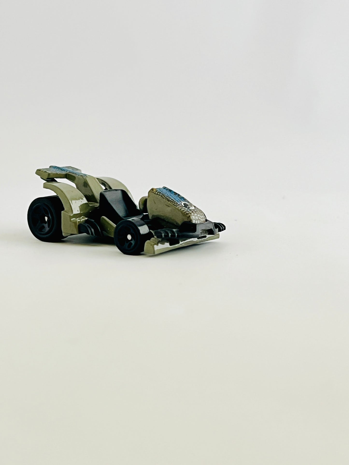MATCHBOX - DOMINION BETA - Its Fun- Hot wheels - matchbox - diecast