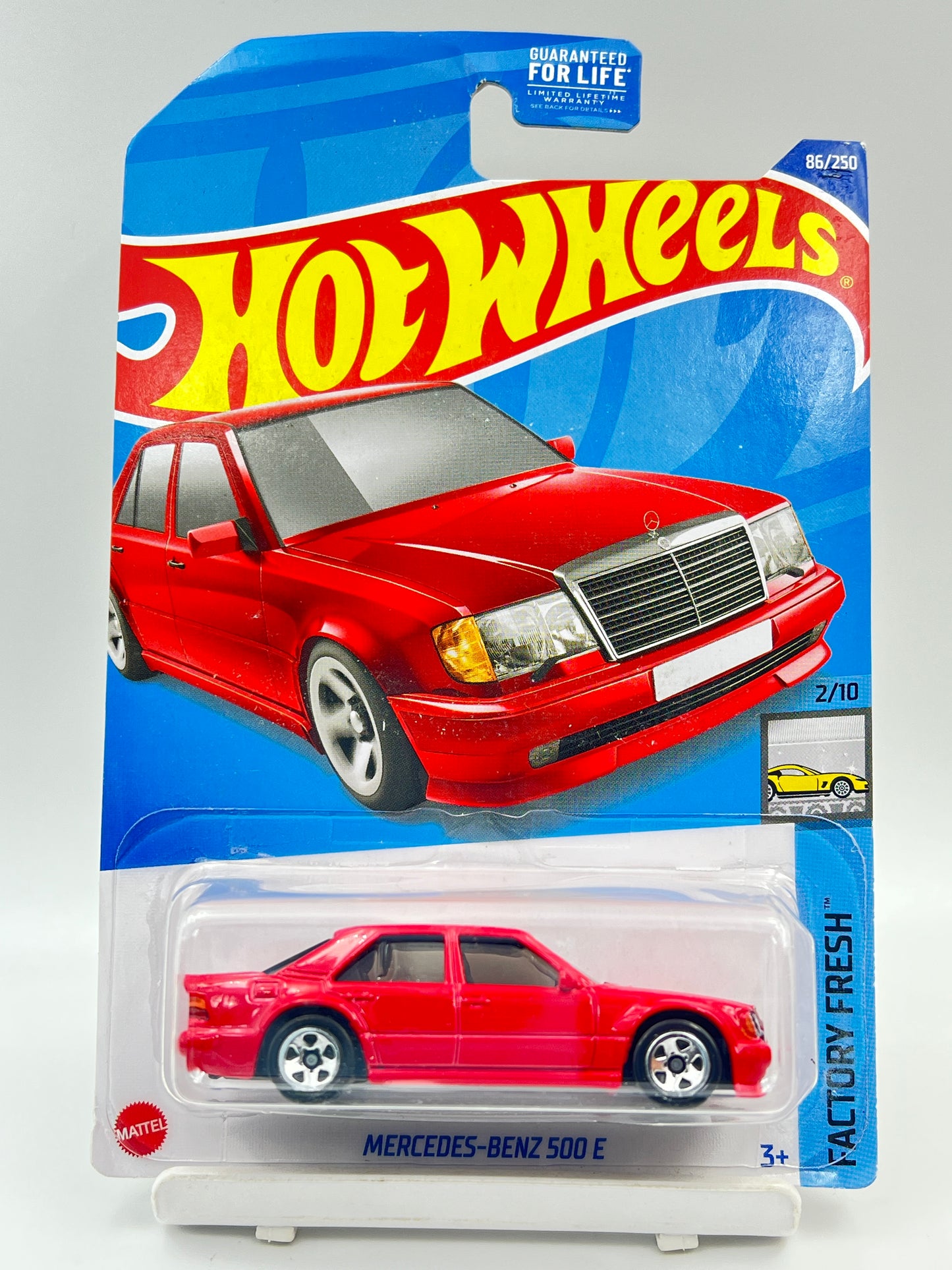 HOOK CREASE - IMPORTED - HOT WHEELS -  MERCEDES BENZ 500 E - RED - 1A