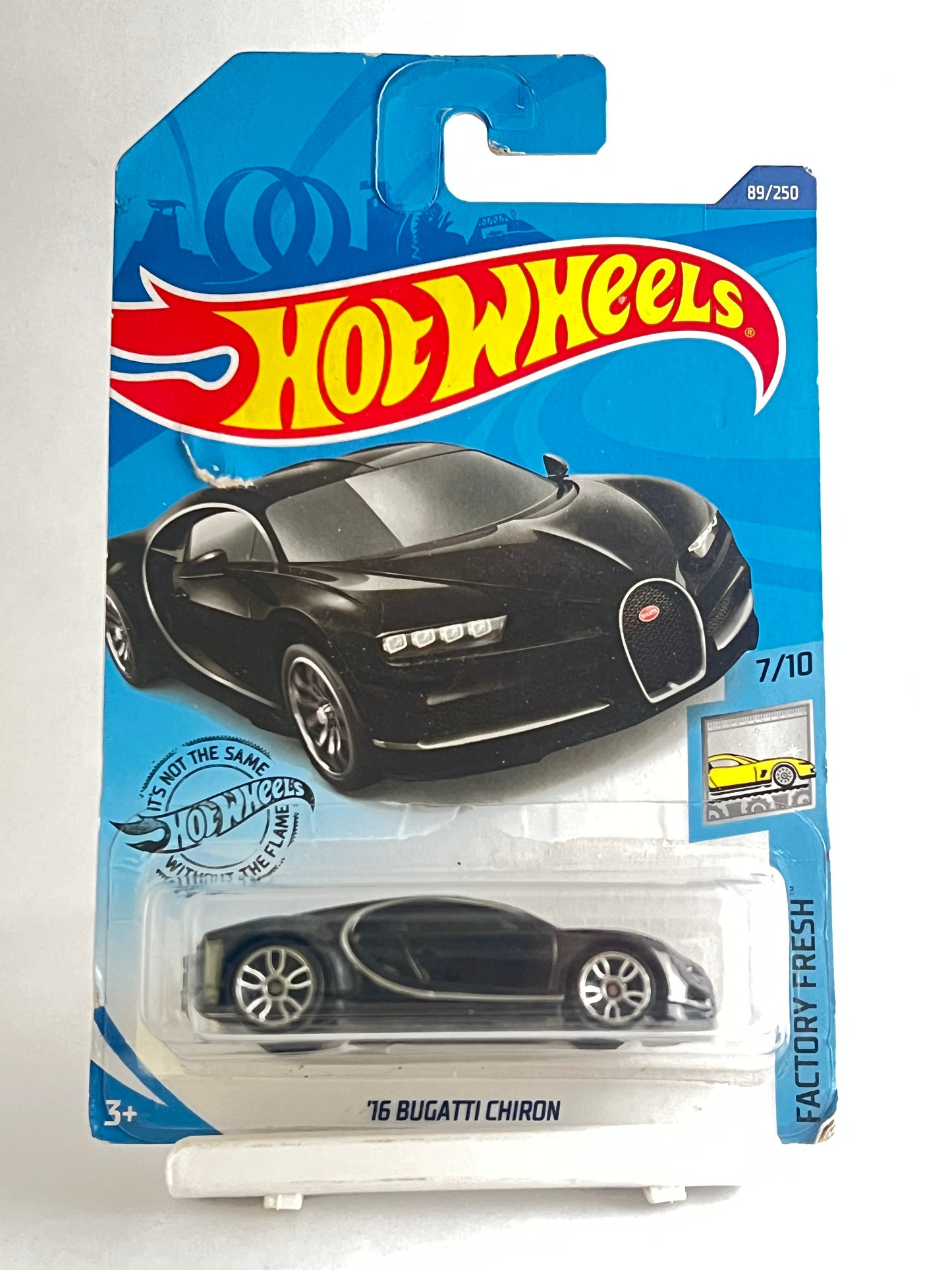 HOTWHEELS - 16 BUGATTI CHIRON - BLACK - CARD CONDITION AS IN PIC - 3A