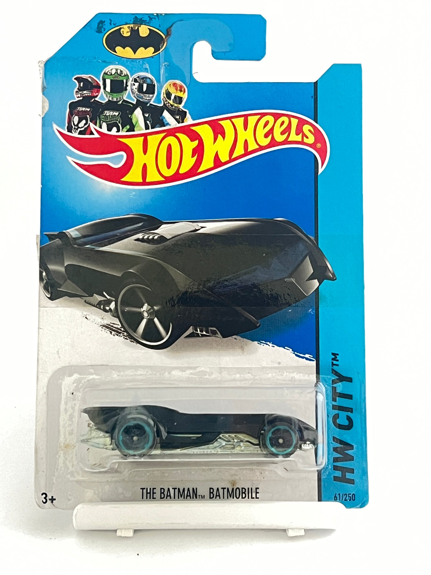 THE BATMAN BATMOBILE - 3C