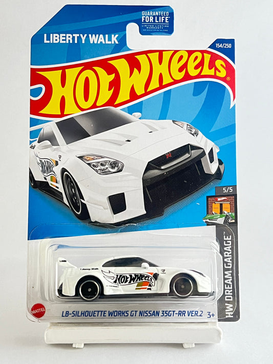 MILD BLISTER CRACK - LB-SILHOUETTE WORKS GT NISSAN 35GT-RR VER.2 - 4F