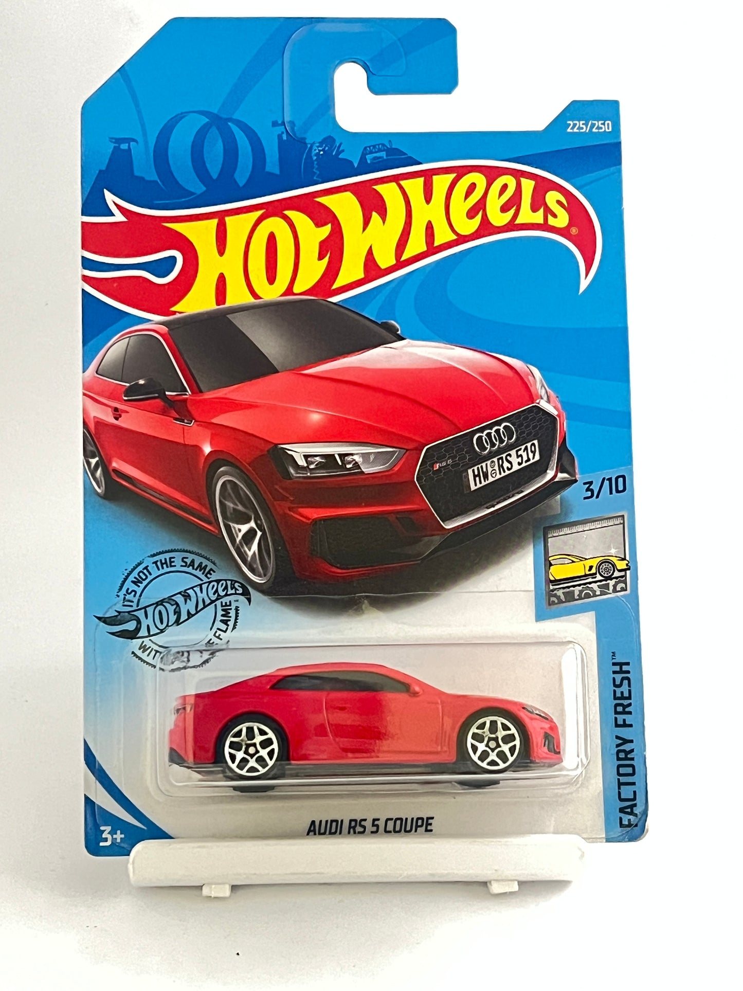 AUDI RS 5 COUPE - RED - 3C