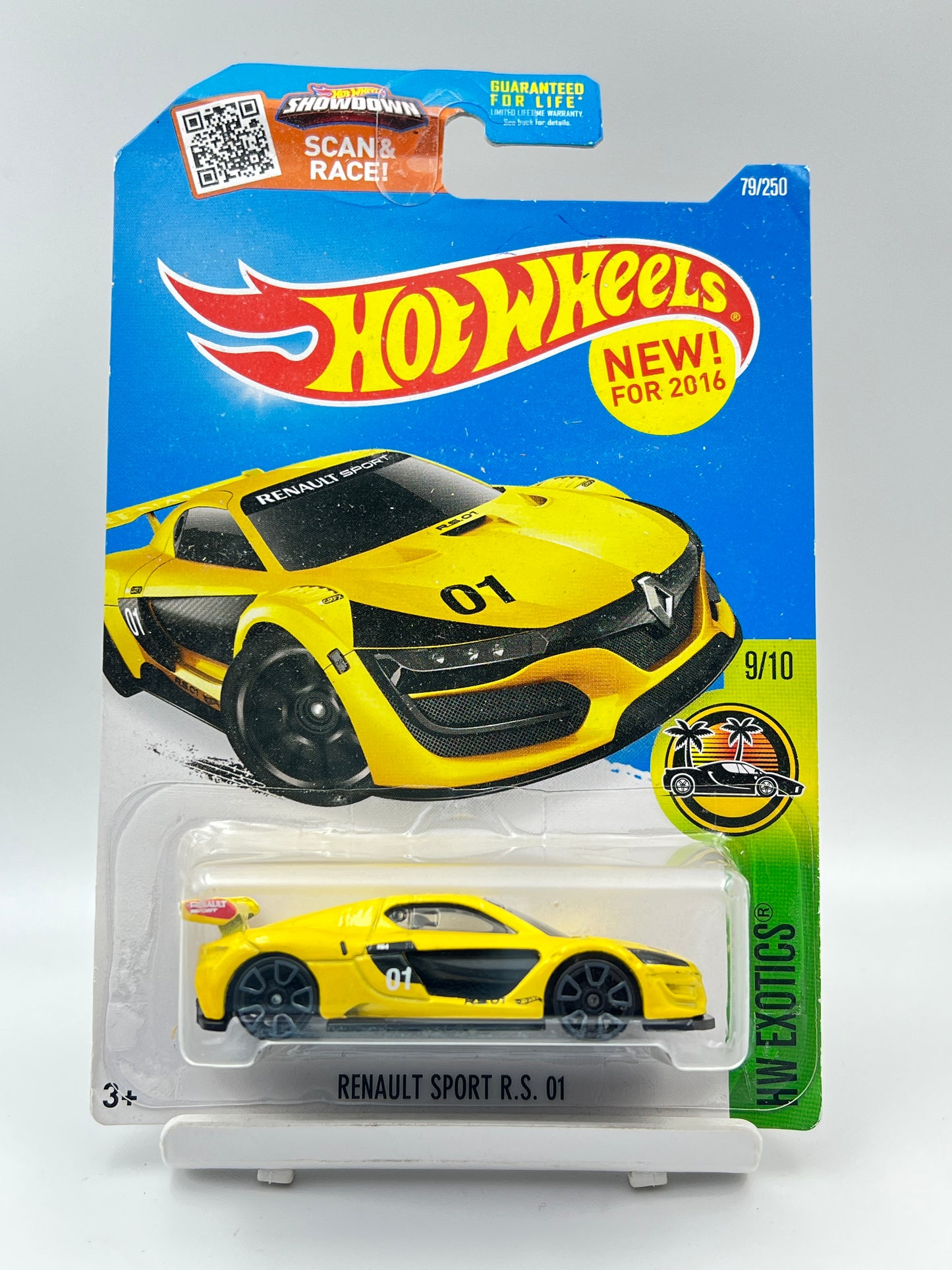 IMPORTED - HOT WHEELS -  RENAULT SPORT R.S. 01 - YELLOW - 7A