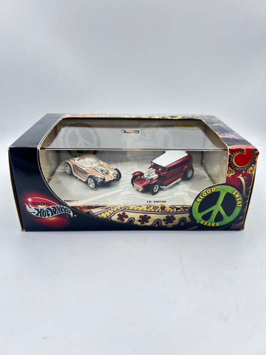 LIMITED EDITION HOT WHEELS ORIGINALS - BEATNIK BANDIT / LIL COFFIN - ACRYLIC CASE SEALED - DUAL CARS - RUBBER BAND RESIDUE DUE TO AGEING