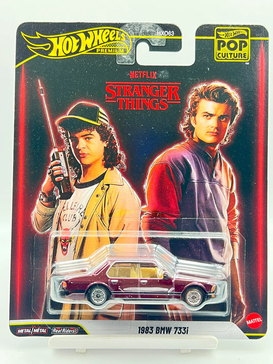 MILD CREASE - HOT WHEELS - PREMIUM - STRANGER THINGS - 1983 BMW 733i - 4G - Its Fun